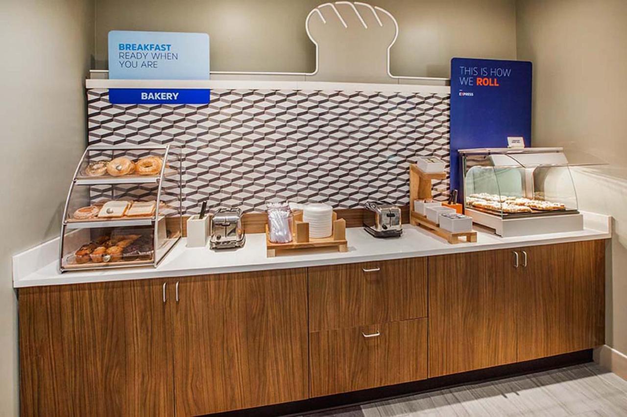 Holiday Inn Express - Milwaukee Downtown By Ihg Exteriér fotografie