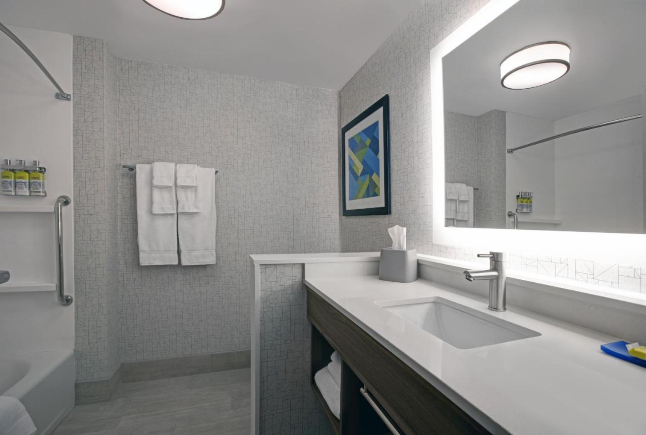 Holiday Inn Express - Milwaukee Downtown By Ihg Exteriér fotografie